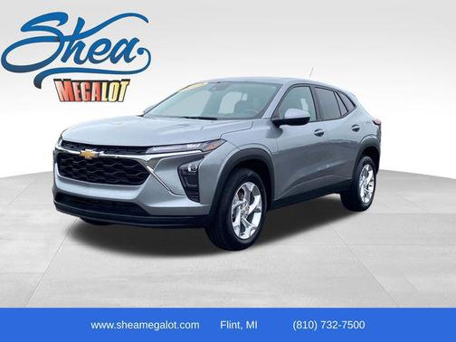 Sterling Gray Metallic 2024 Chevrolet Trax LS