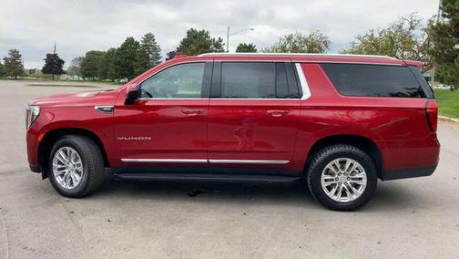 2023 GMC Yukon XL SLT