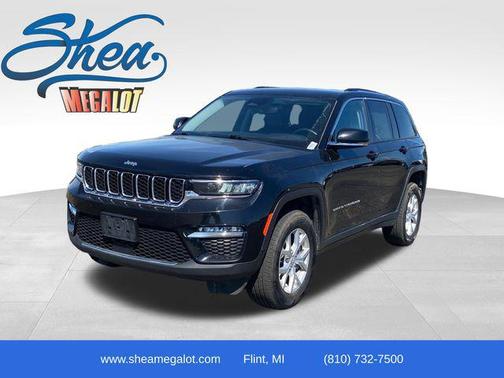 Diamond Black Crystal Pearlcoat 2023 Jeep Grand Cherokee Limited