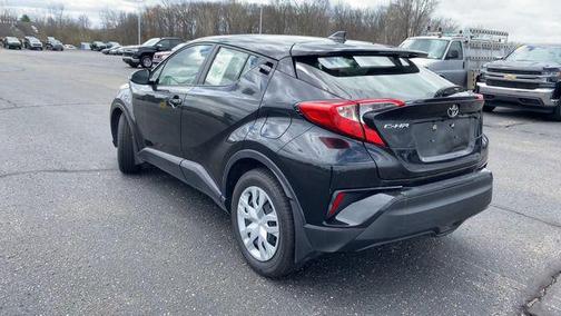 2022 Toyota C-HR XLE