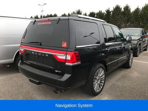 2015 Lincoln Navigator Base
