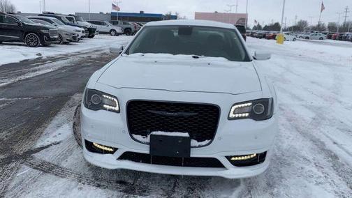 2022 Chrysler 300 Touring