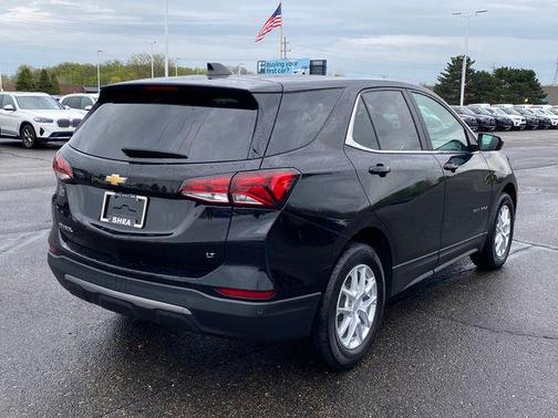Mosaic Black Metallic 2024 Chevrolet Equinox 1LT