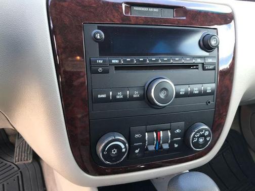Imperial Blue Metallic 2009 Chevrolet Impala LT
