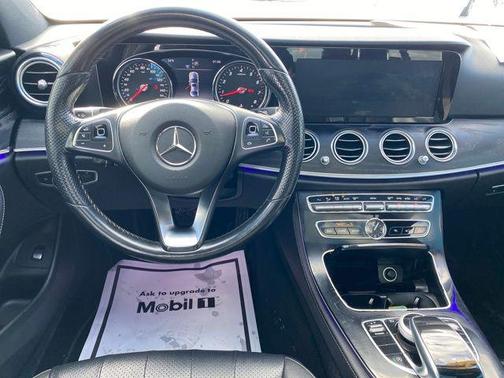 2017 Mercedes-Benz E-Class 4MATIC