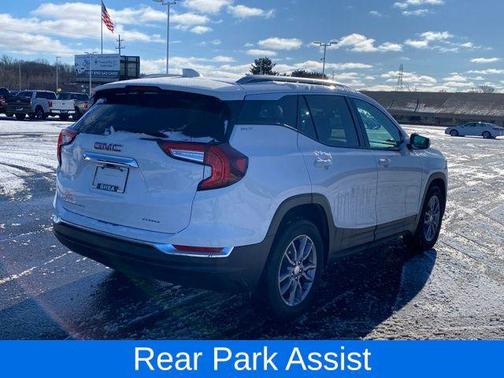 2024 GMC Terrain SLT