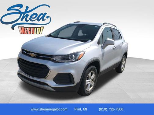 Silver Ice Metallic 2019 Chevrolet Trax LT