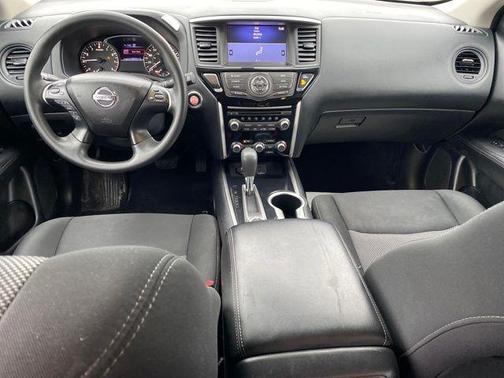 2020 Nissan Pathfinder S 4WD