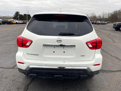 2020 Nissan Pathfinder S 4WD