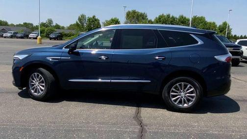 2022 Buick Enclave FWD Essence