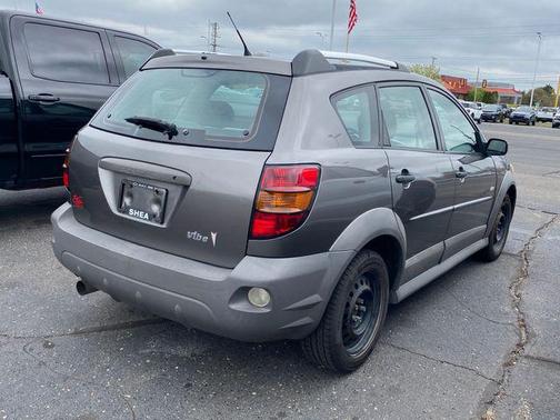 2008 Pontiac Vibe Base