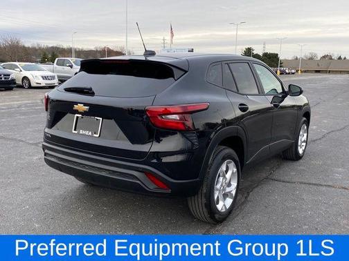 2025 Chevrolet Trax LS