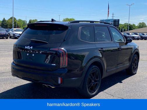 Ebony Black 2024 Kia Telluride SX Prestige X-Line