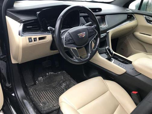 2019 Cadillac XT5 Base