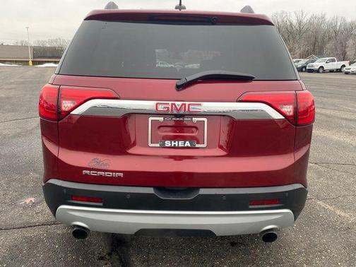 2017 GMC Acadia SLE-2