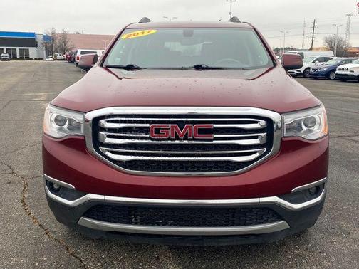 2017 GMC Acadia SLE-2