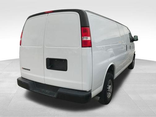 2022 Chevrolet Express 2500 RWD 2500 Extended Wheelbase WT