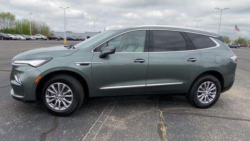 2023 Buick Enclave Essence FWD