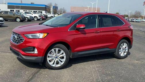 2022 Ford Edge Titanium