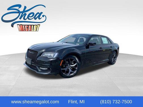 2022 Chrysler 300 Touring