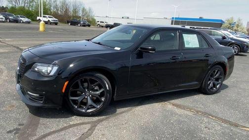 2022 Chrysler 300 Touring