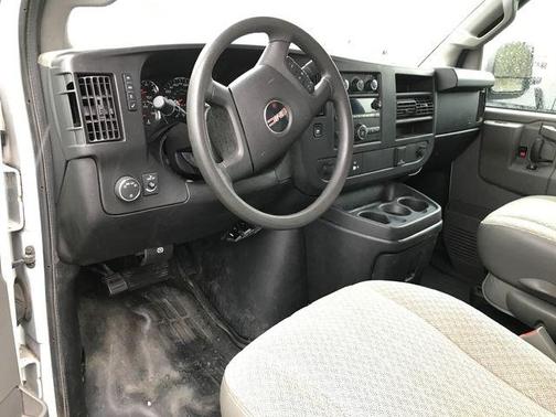 2017 GMC Savana 2500 Work Van