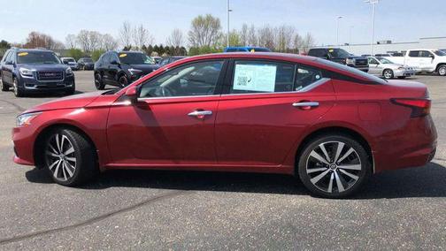 2022 Nissan Altima Platinum Intelligent AWD