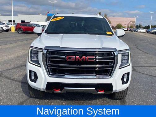 2023 GMC Yukon 4WD AT4