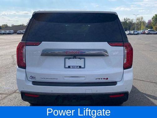 2023 GMC Yukon 4WD AT4