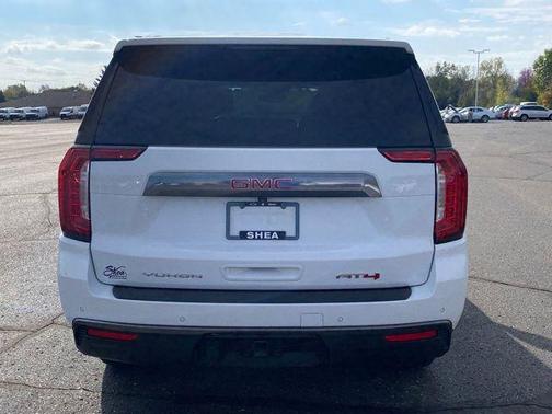 2023 GMC Yukon 4WD AT4