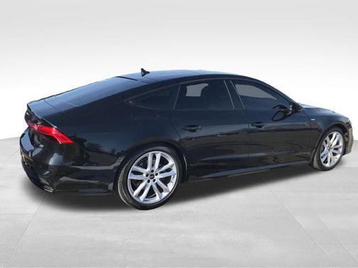 2022 Audi A7 55 Premium Plus