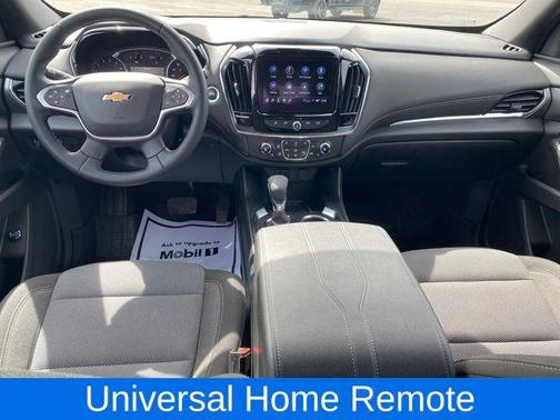 Mosaic Black Metallic 2023 Chevrolet Traverse LT Cloth