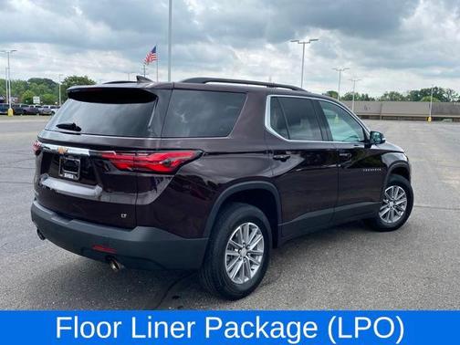 2022 Chevrolet Traverse LT Cloth