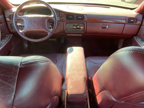 1997 Cadillac DeVille Base