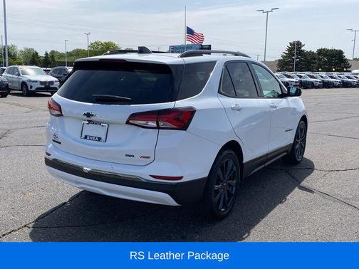 Summit White 2022 Chevrolet Equinox AWD RS