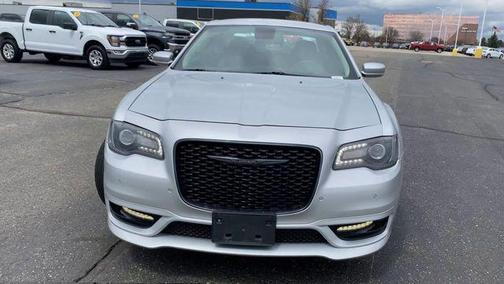 2022 Chrysler 300 Touring