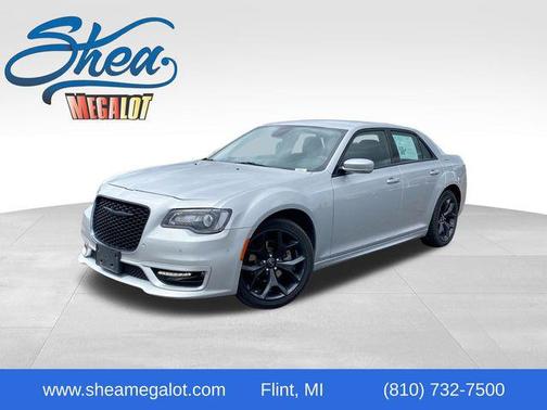 2022 Chrysler 300 Touring