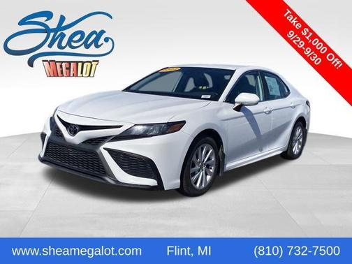 2022 Toyota Camry SE