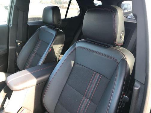 2023 Chevrolet Equinox FWD RS