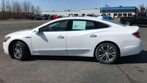 2017 Buick LaCrosse Essence