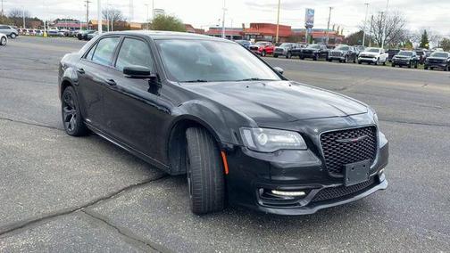 2022 Chrysler 300 S