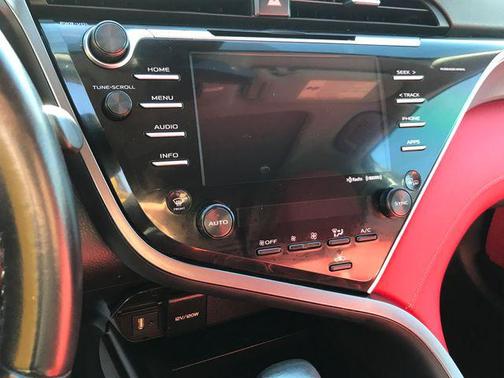 2018 Toyota Camry XSE