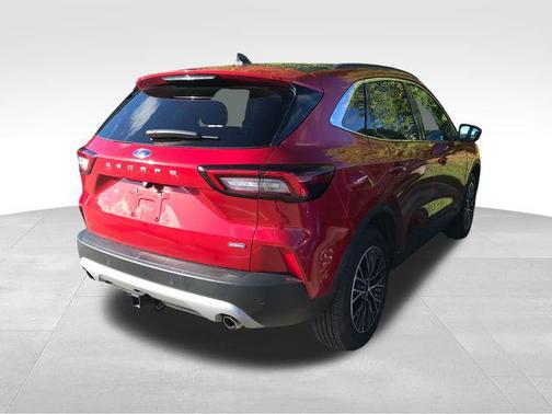 2024 Ford Escape PHEV SE