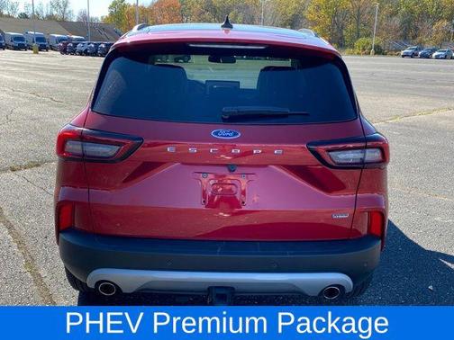 2024 Ford Escape PHEV SE
