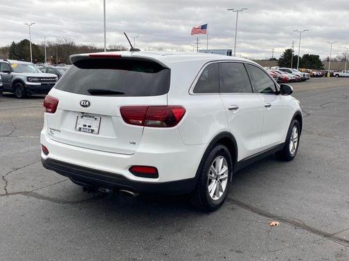 2019 Kia Sorento LX