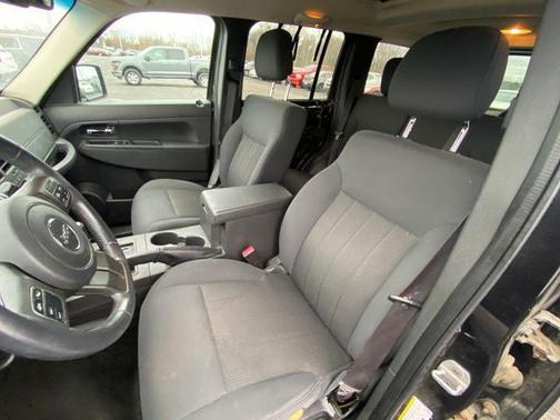 2012 Jeep Liberty Sport