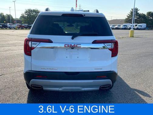 2023 GMC Acadia AWD SLT