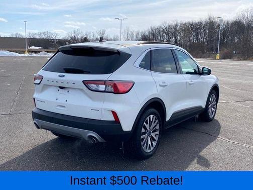 2022 Ford Escape Titanium