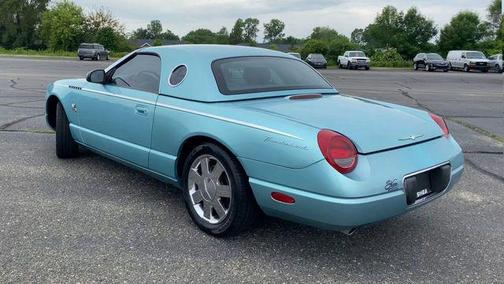 2002 Ford Thunderbird Base