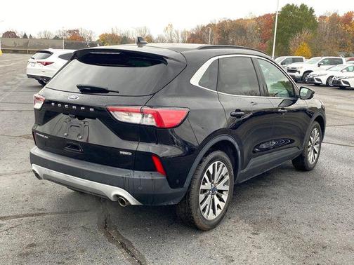 2020 Ford Escape Titanium